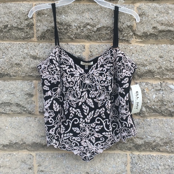 ELL JAY collection Tops - NWT ELL Jay collection camisole. Size Large.